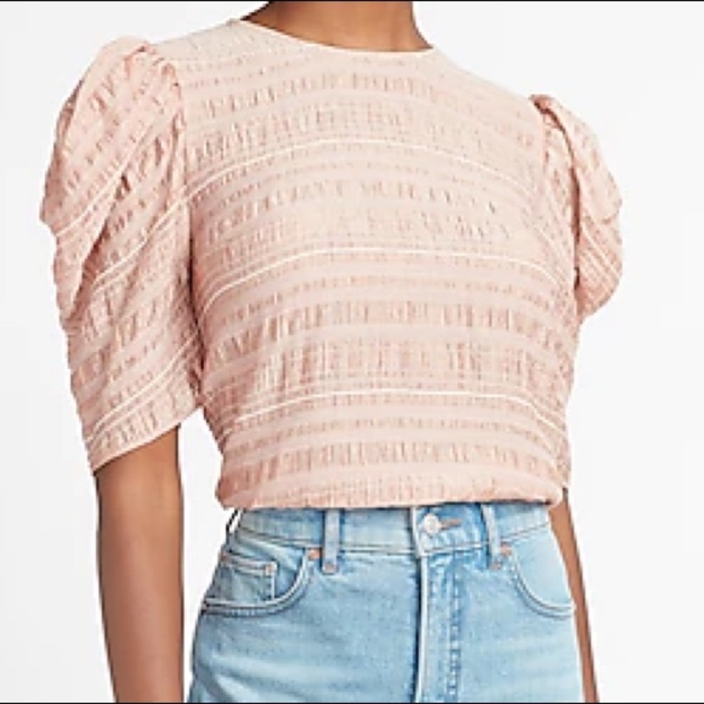 Peach textured puff sleeve crew neck top